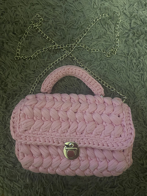Háčkovaná kabelka crossbody