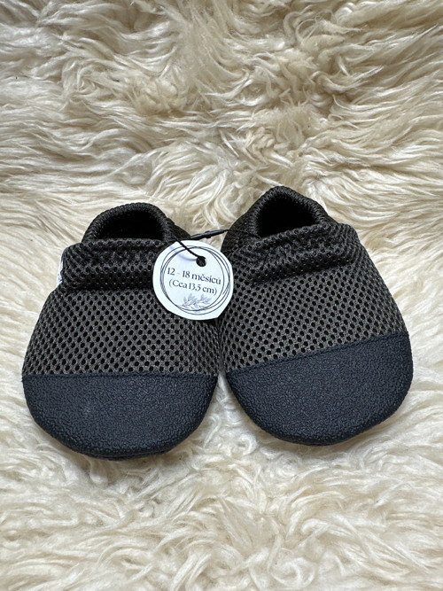 Letní prodyšné capáčky/papučky vel. 13,5 cm