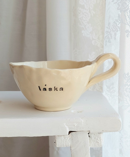 Keramický šálek - "láska" (větší) — foto 1
