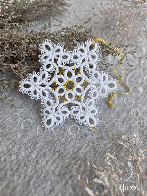 Krajková hvězdička ⋆｡˚˚ ｡⋆