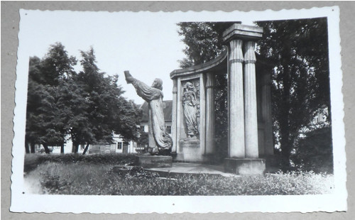 Čistá POHLEDNICE • Přerov, Pomník Blahoslavův 1936