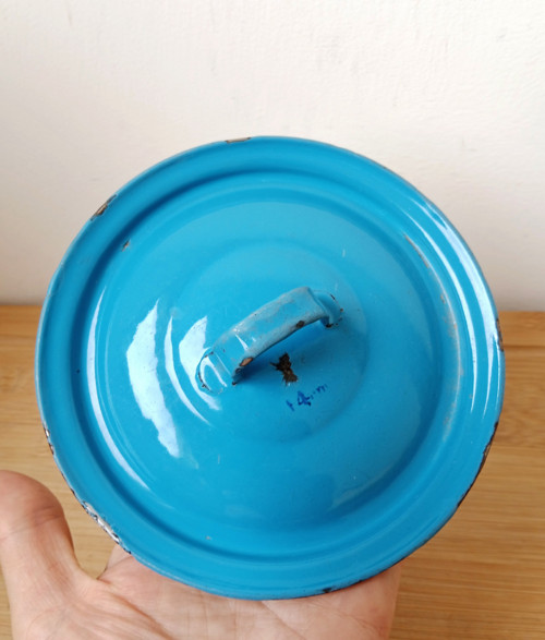 Smaltovaná modrá poklička 14 cm