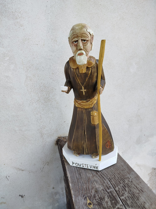 Poustevník na podstavci