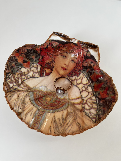 Šperkovnice Art Nouveau z mušle