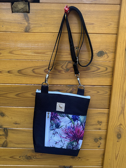 Crossbody taška - bodlák