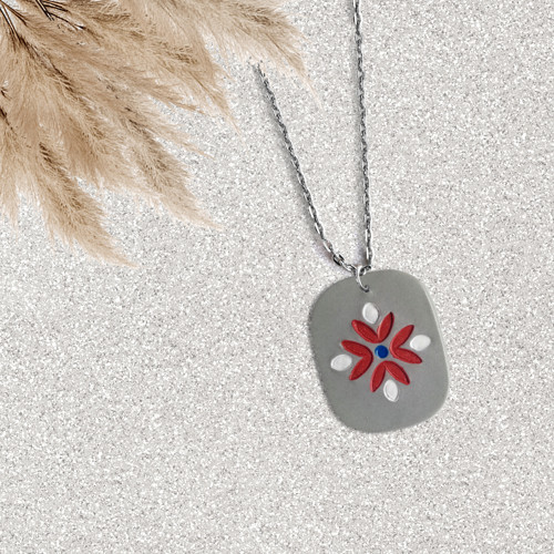 Symbol v šedém - FIMO přívěsek
