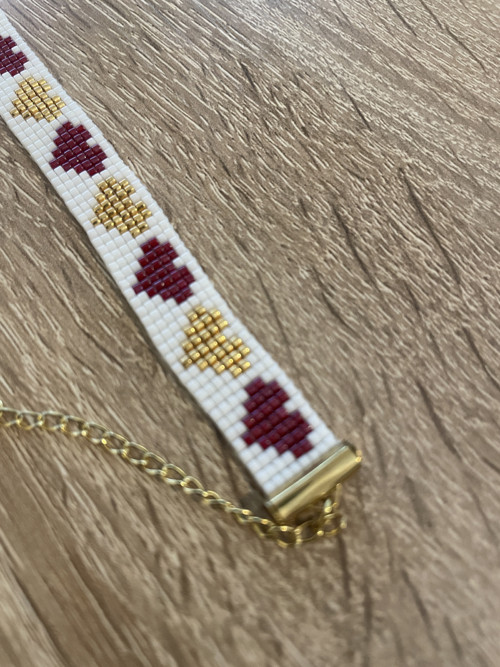Elegantní ručně tkaný náramek | Srdíčka