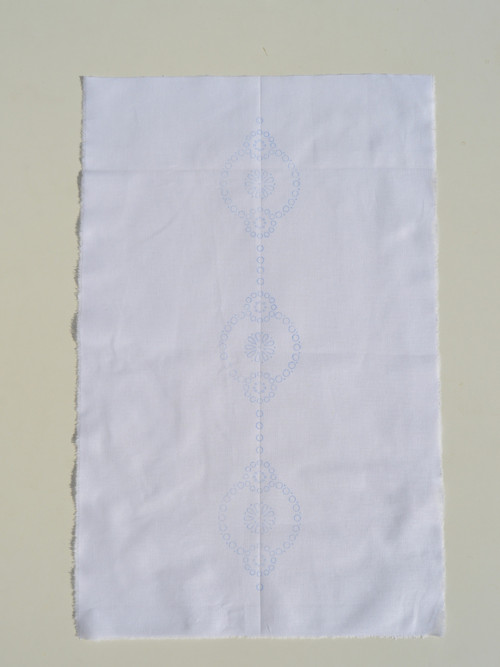 Ubrusek k vyšívání 50 x 30cm,tisk na plátně