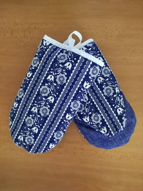 Kuchyňské rukavice - Modrobílý folklór