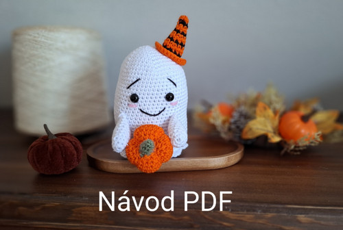 Návod na háčkovaného ducha s dýní