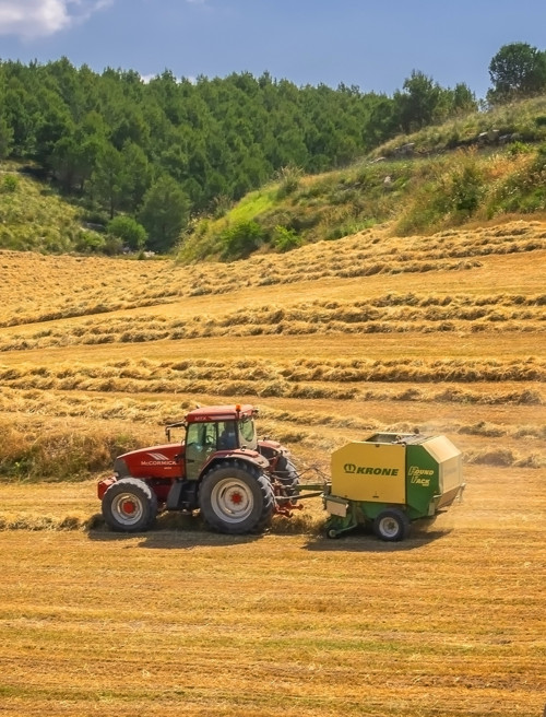 Panel z kočárkoviny 21x16 cm: Traktor na poli