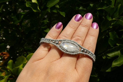 Náramek Moonstone silver