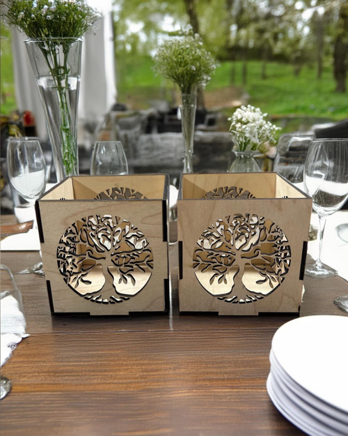 Dřevěný box se stromem života