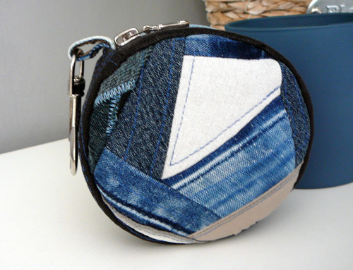 Denim taštička.
