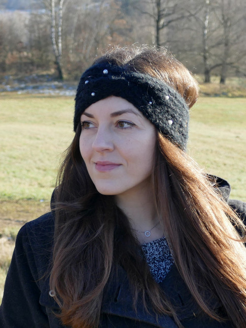 Černá háčkovaná čelenka "Pearl" (alpaka)