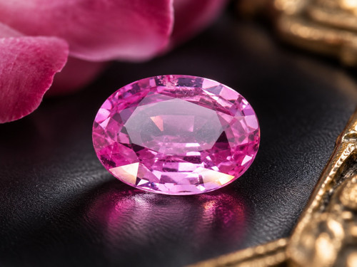 Safír 0,97 ct- Intense Pink, No Heat, certikát