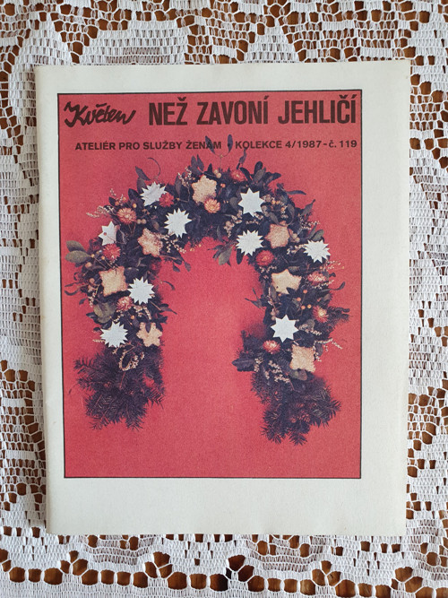 Než zavoní jehličí