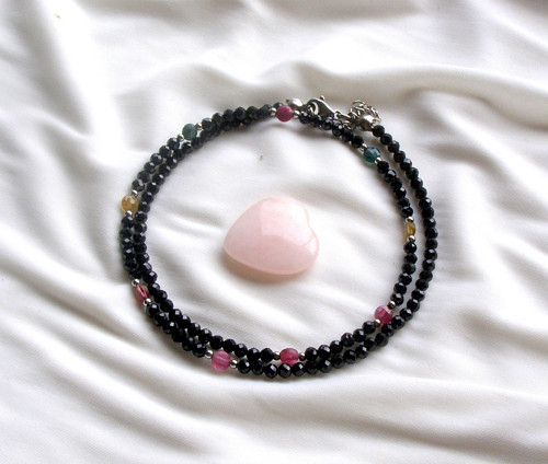 SPINEL - KORUND*TURMALÍN*42cm*náhrdelník