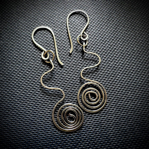 Visací ocelové náušnice Spiral