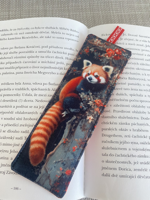 Záložka do knihy - Panda červená