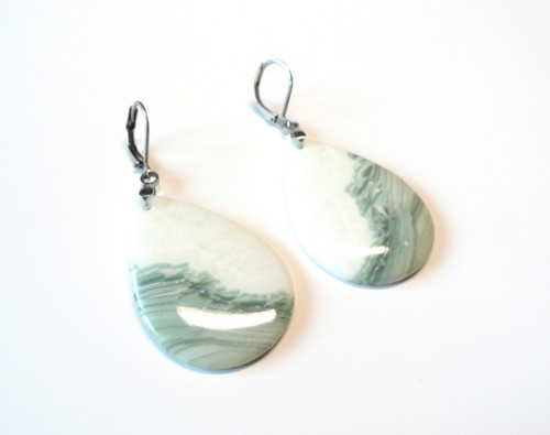 Saturn Chalcedon, chirurgická ocel