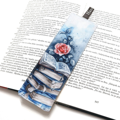 KNIHY S RŮŽÍ - textilní záložka do knihy
