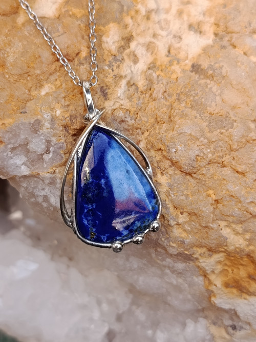 Lapis LAZULI