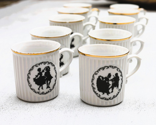 Český porcelán, sada 10x hrnek, rokokové postavy