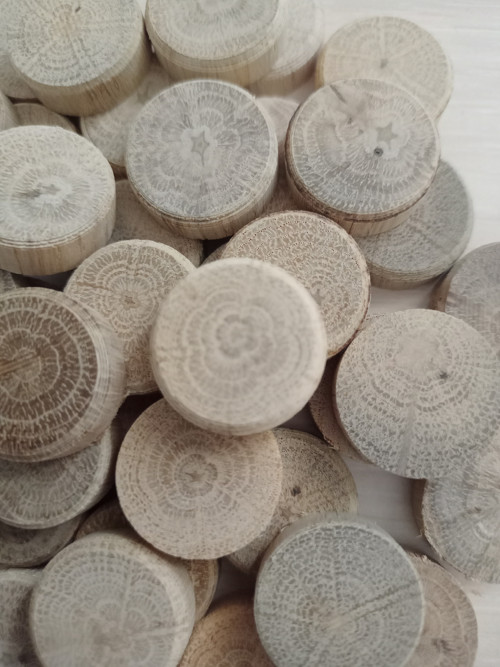 Dřevěná kolečka dub 100 ks (20 mm)
