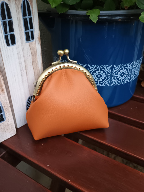 Mini Taštička V Kovovém Rámu