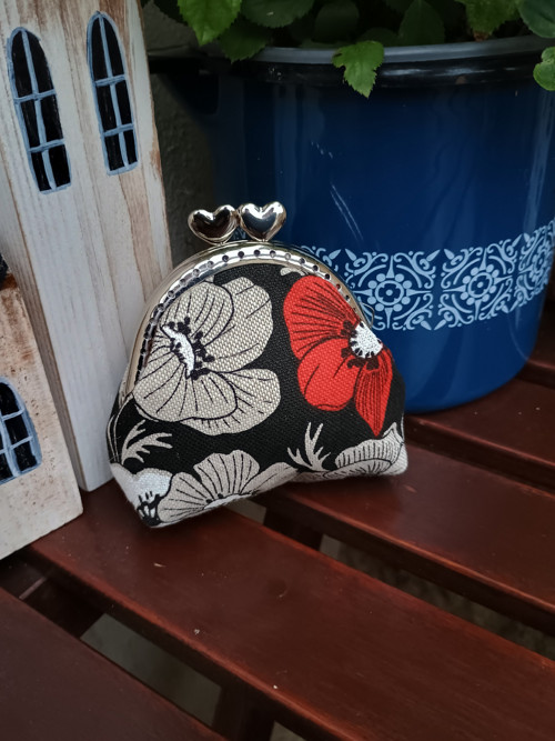Mini Taštička V Kovovém Rámu