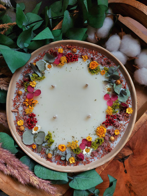 Přírodní svíčka - Květinová MANDALA babího léta