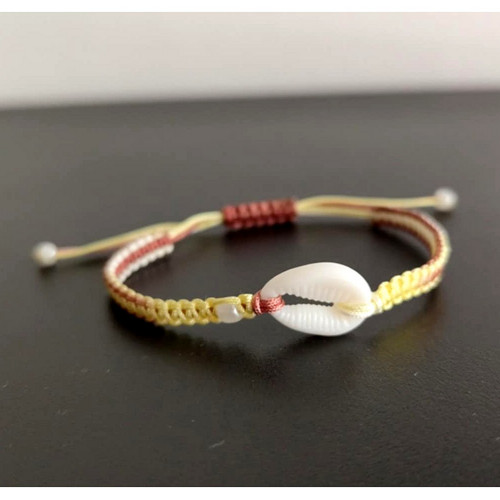 Náramek Shamballa s Kauri mušličkou