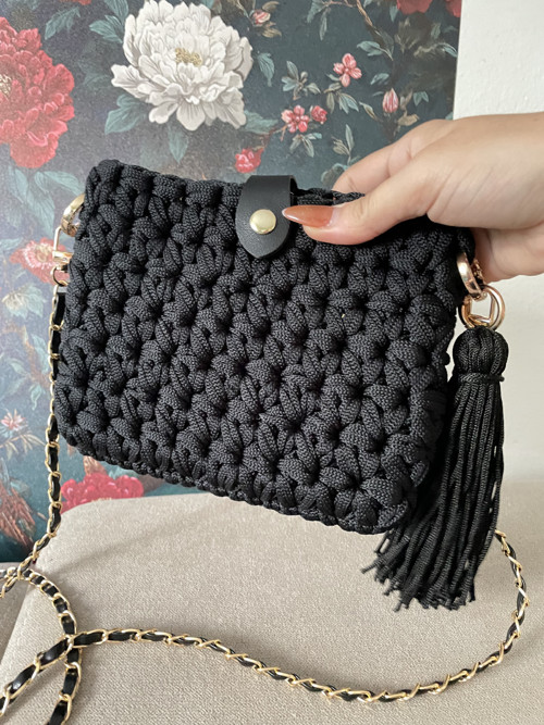 Crossbody mobilka / kabelka na mobil