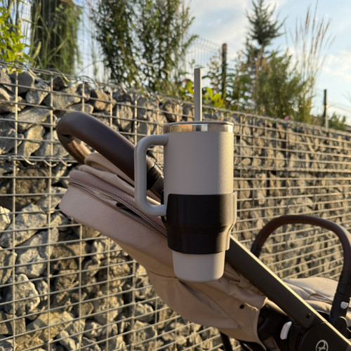 Držák Stanley Quencher a Hydro Flask na Cybex