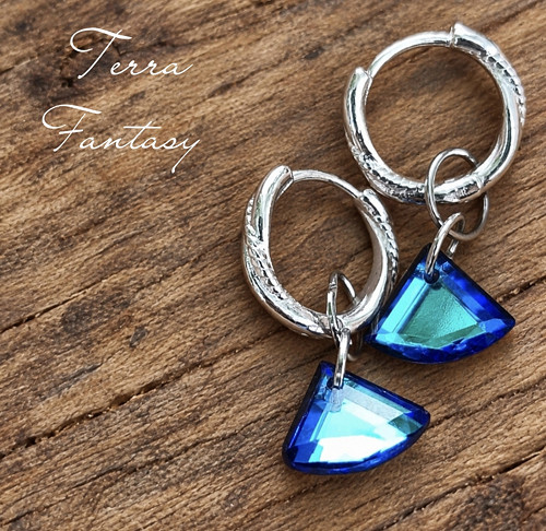 Atlantida. Náušnice Swarovski, postříbřené. — foto 1