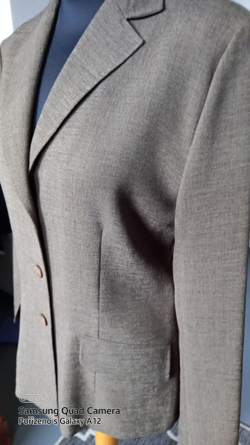 Khaki sako velikost 40