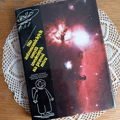 Sto astronomických omylů uvedených na pravou míru