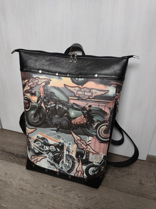 Batoh motorky