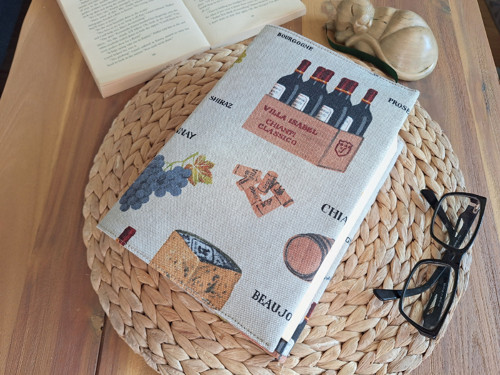 Nastavitelný obal na knihu - Vínečko