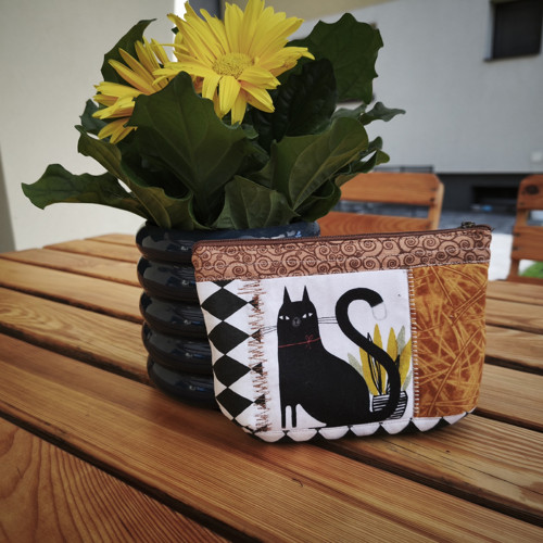 Taštička patchwork černá bílá kočka