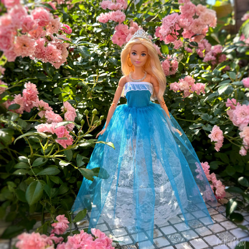 Princezna Barbie - Sada oblečení - Modrá s krajkou