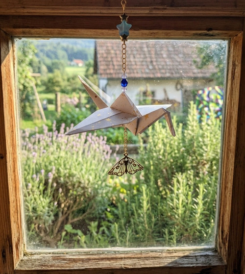 Origami závěs s šesti jeřáby a korálky