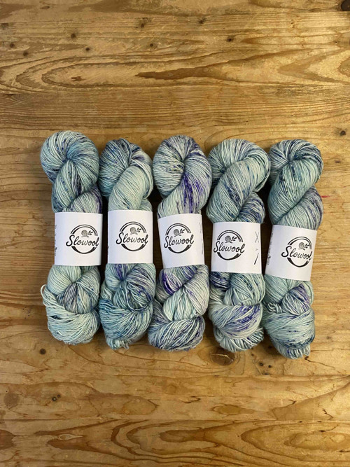 SLOWOOL ručně barvená merino příze M3 128
