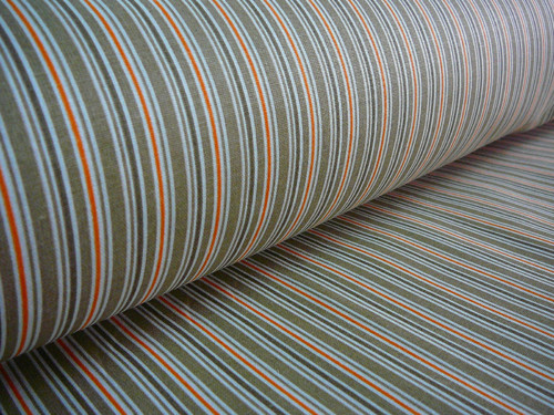 Béžové a oranžové proužky - posledních 125cm