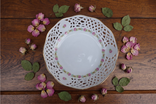 Růžová zahrada...porcelánová miska s prolamováním
