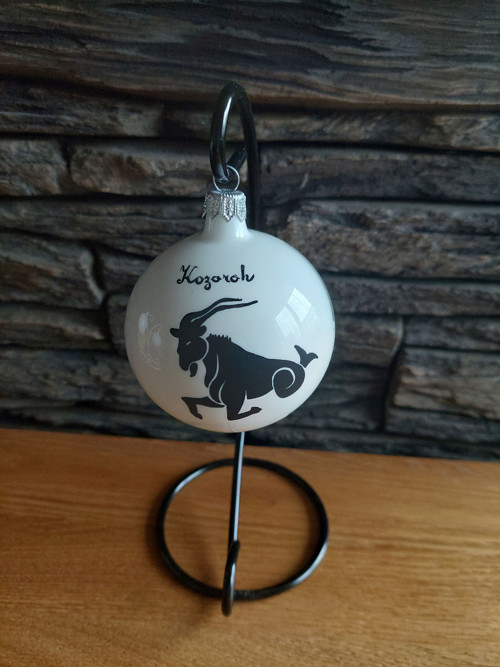 Malovaná skleněná koule bílá - Kozoroh
