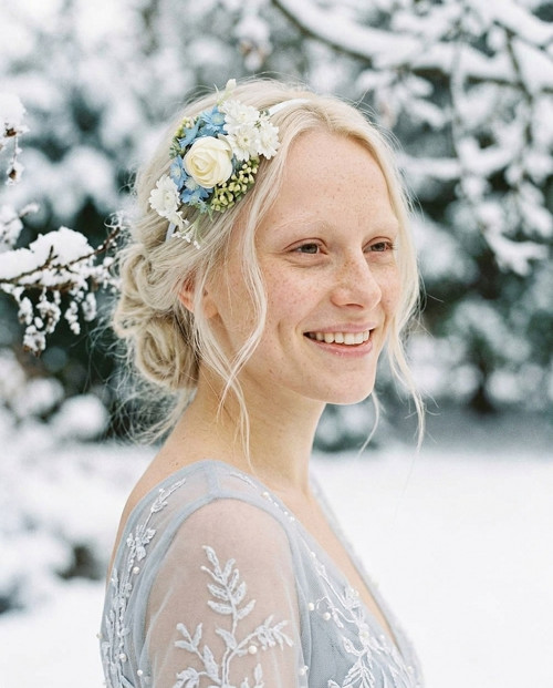 Květinová čelenka do vlasů