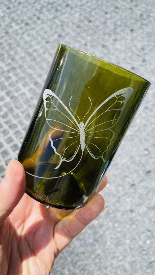 Sklenička upcycling 3dcl "motýli"