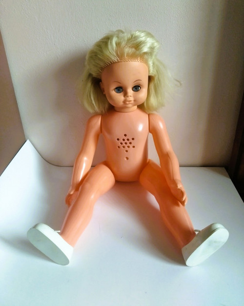 Retro plastová panenka — foto 1